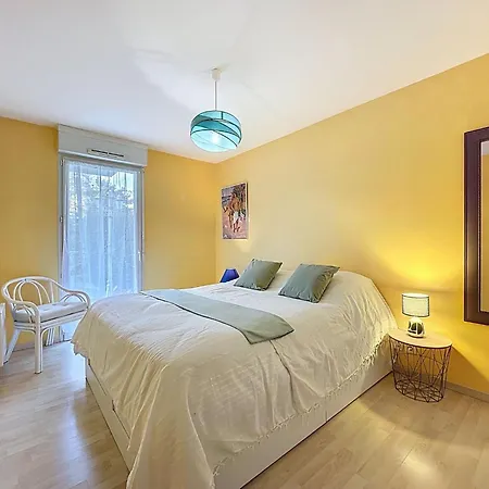Le Clos De La Corderie By Interhome