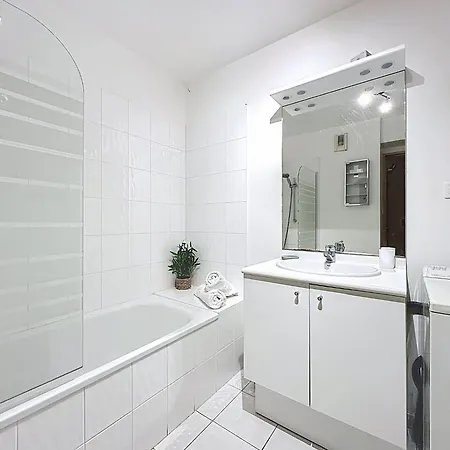 Le Clos De La Corderie By Interhome Appartement